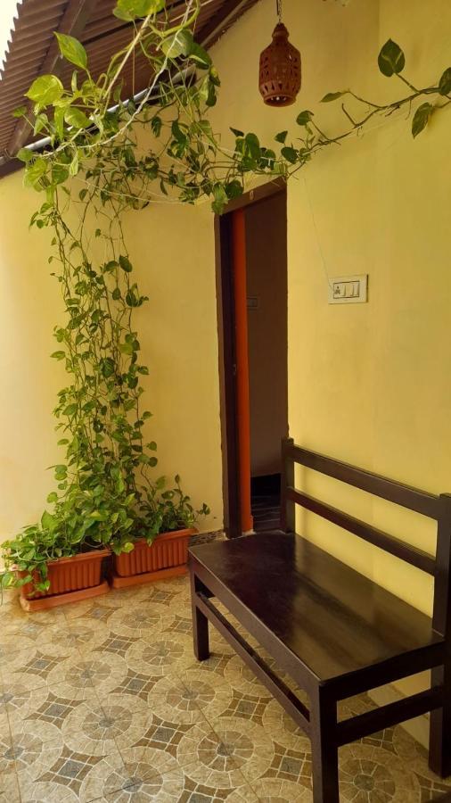 Villa Umar Homestay Pondicherry Exterior photo